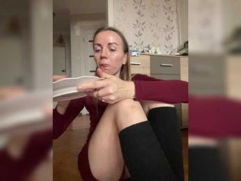 NeZabudka- webcam model stream image