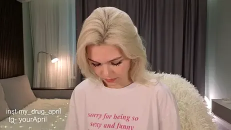 MyApril webcam model stream image