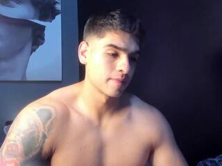 Nicolas Dwayne webcam model stream image