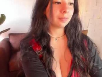 hinnata69 webcam model stream image