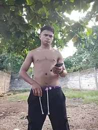 HOTRAINYGOLDEN webcam stripchat model stream image