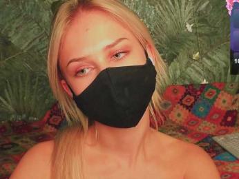 Meeeeow webcam model stream image