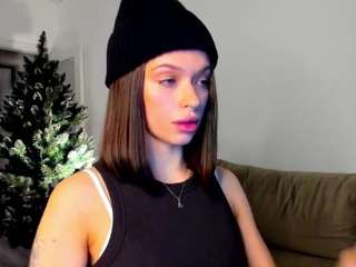 kossiee webcam model stream image