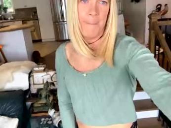 viviannexxx2022 webcam model stream image