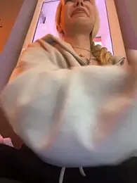 babydolll webcam model stream image