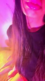 Aloneathome22 webcam model stream image