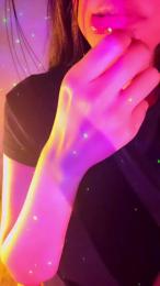 Aloneathome22 webcam model stream image