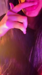 Aloneathome22 webcam model stream image