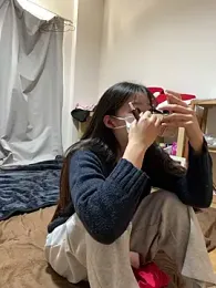 happy_hino webcam model stream image