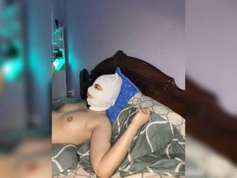 Monika42344 webcam model stream image