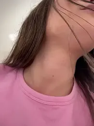 VanessaAnne webcam model stream image