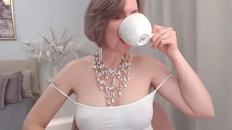 AnnyUBright webcam model stream image