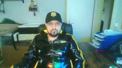 maseratibear webcam cam4 model stream image