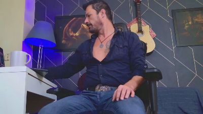 MrSunday webcam cam4 model stream image