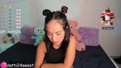 sharlotte_23 webcam model stream image