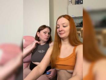 radianttwoX webcam bongacams model stream image