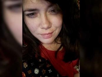 Naturally_Mom webcam model stream image