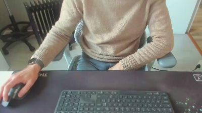 CurieuxDu47 webcam model stream image