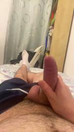 Lizundia90 webcam cam4 model stream image