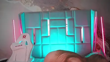 LylaYeess webcam model stream image