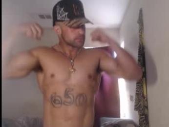 izak144 webcam chaturbate model stream image