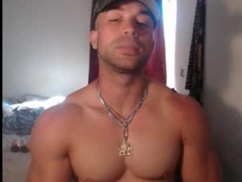 izak144 webcam model stream image