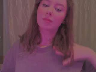 kira-m webcam model stream image