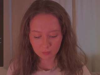 kira-m webcam model stream image