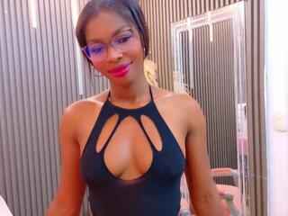 Michelle Flores webcam model stream image