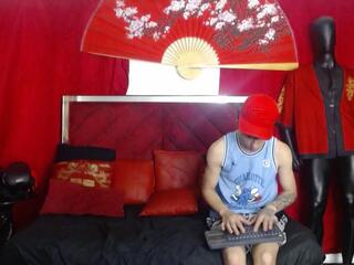 Sasuke Brons & Kevin Kelce webcam model stream image