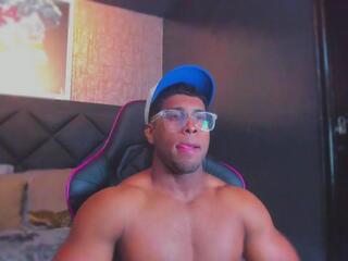 Dany Dryy webcam model stream image