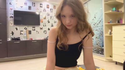 NidiaButtner webcam cam4 model stream image