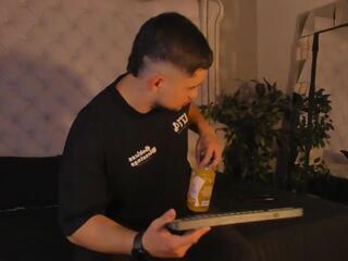 Valenssio Moretti webcam model stream image