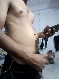 Vishupatil99 webcam model stream image