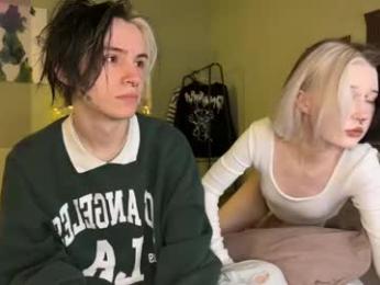 veryraretwins webcam model stream image