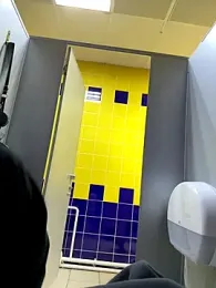 Cum_girlss webcam model stream image