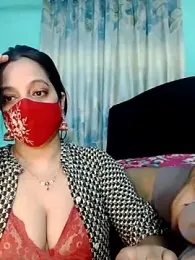 Queen_Tanu26 webcam model stream image