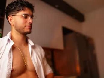 noha_miler webcam model stream image