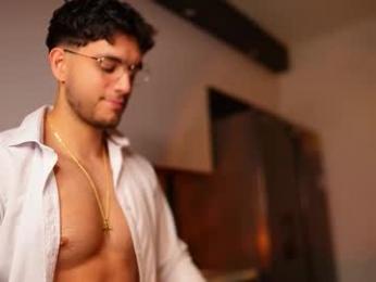 noha_miler webcam model stream image