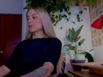 yeriawaddell_ webcam model stream image