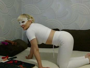 Iinna webcam model stream image