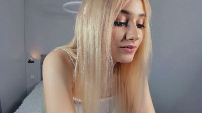 dreamira webcam model stream image