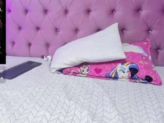 kendall-star1 webcam model stream image