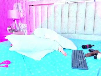 AlaiaMoretti webcam bongacams model stream image