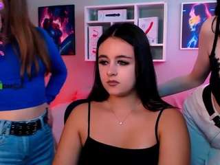 riley-sanders webcam model stream image