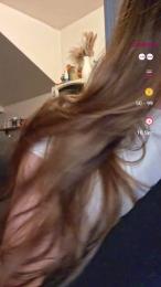 Cocominette webcam model stream image