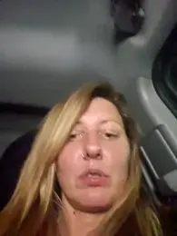 SheIsSomething webcam model stream image