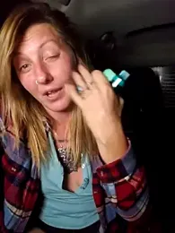 SheIsSomething webcam model stream image