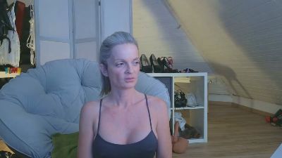 sabdeluxe webcam cam4 model stream image