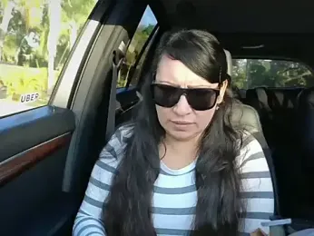 Vickiebee webcam stripchat model stream image